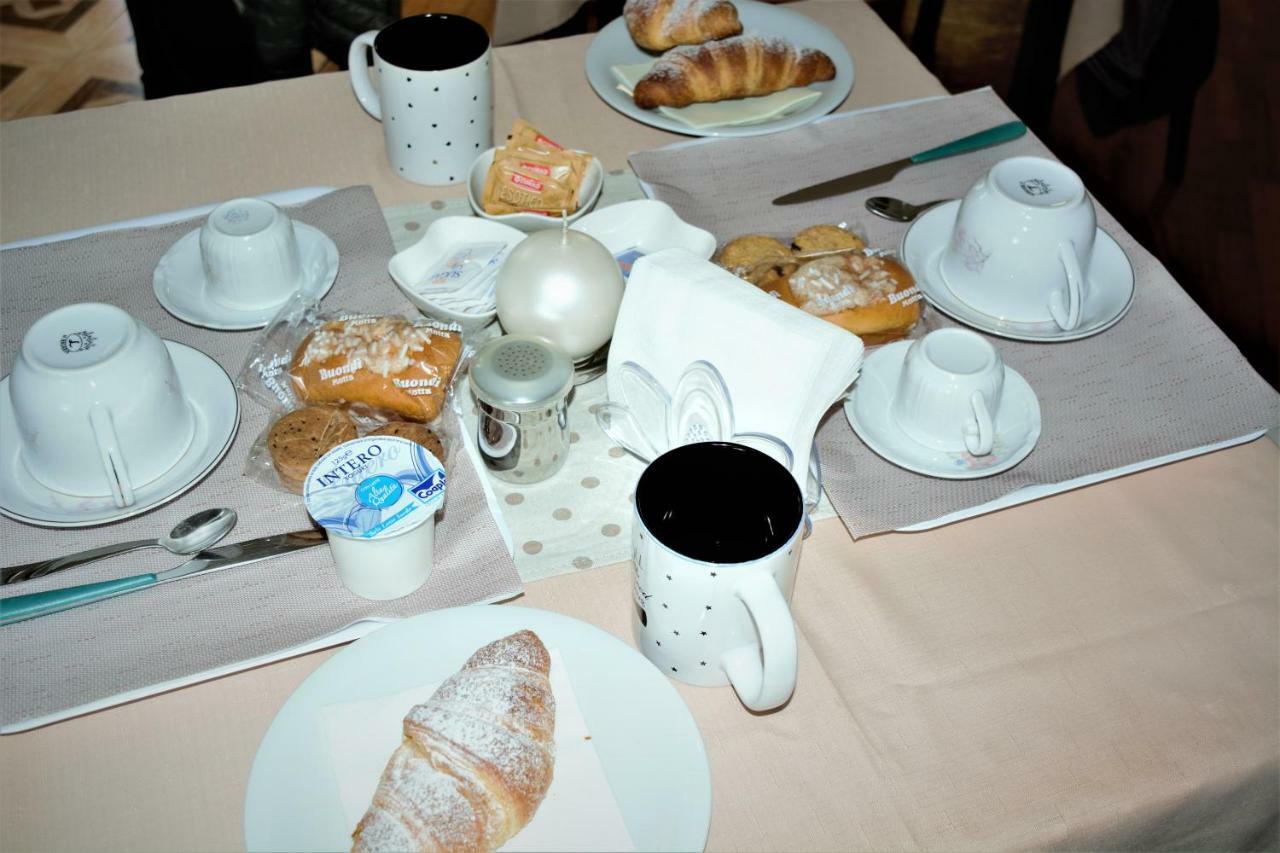 B&B Kenzia Olbia Buitenkant foto